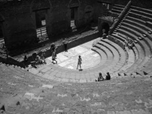 1930428_1013593711448_2403_n